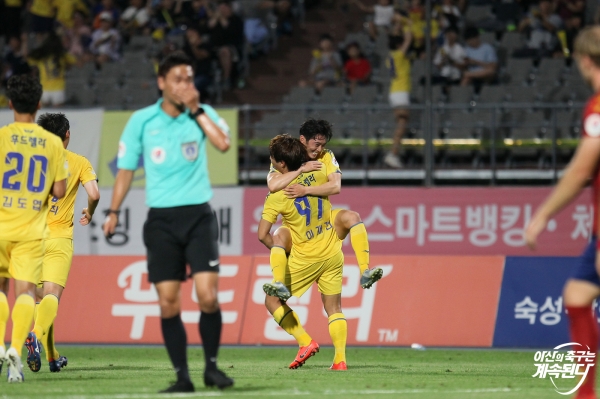 아산무궁화 경기 모습