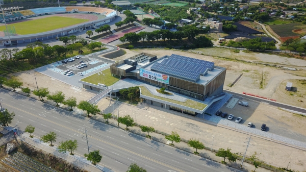 홍성군 장애인체육 신흥메카로 자리매김_장애인체육센터 전경