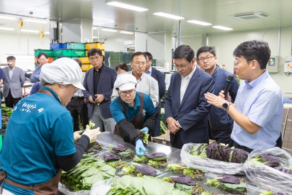 금산군 만인산농협유통센터 활동사례 벤치마킹 실시