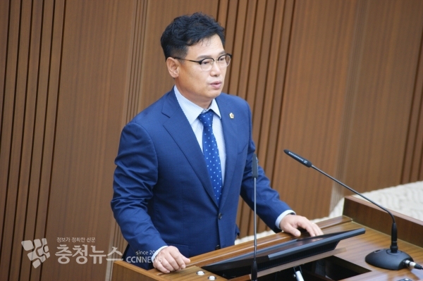 5분 발언하는 김원식 세종시의회 의원 / 충청뉴스 최형순 기자