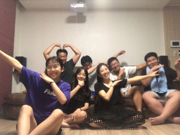 리얼 국제학교 학생 20명이 금산군 관내 각 가정에 머물며 교류활동 모습