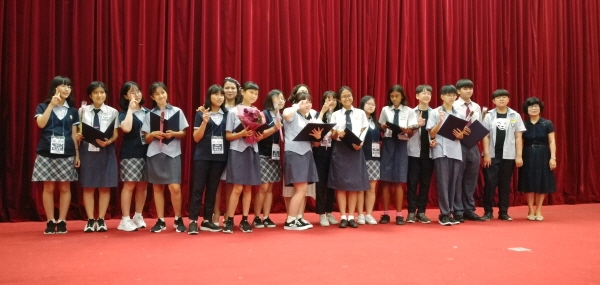 국제교류 홈스테이 학생들-스쿨링 졸업식