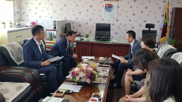 동부 유덕희 교육장 학교 현장 방문 컨설팅 실시 모습