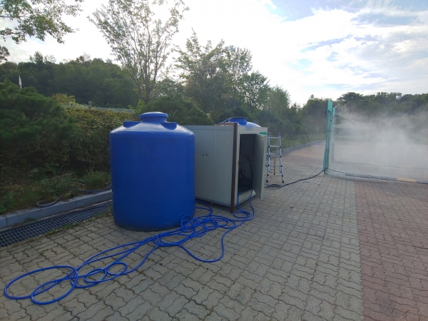 부여군 거점소독 시설 운영 장면