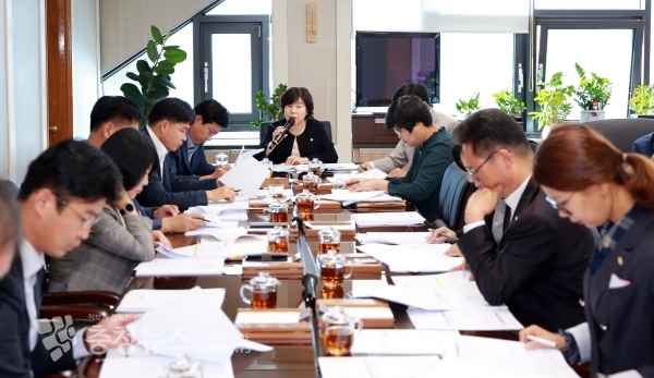 아산시의회, ‘제5회 의원회의’ 개최 / 충청뉴스 최형순 기자