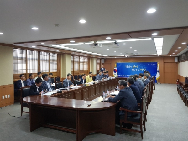 백제문화제 방역 관련회의 장면