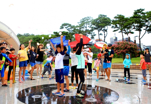 지난 8월 15일 진행된 반짝 놀이터 사진
