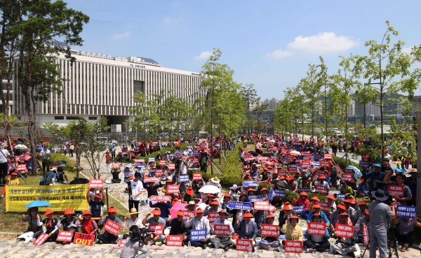 당진시민 석탄화력발전 추가건설 철회 촉구 집회 (2016년 7월).