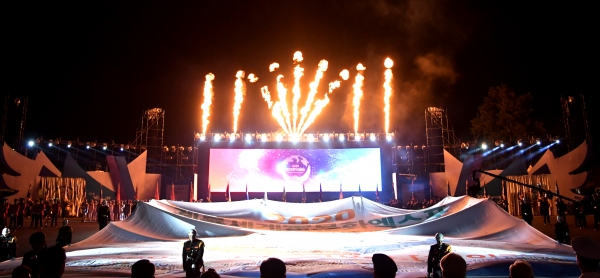 엑스포 성공기념 터치 퍼포먼스