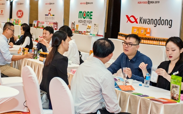 캄보디아 세일즈 로드쇼 현장사진