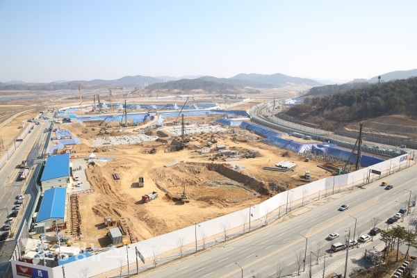 4-1 공동주택단지 건설 기록 콤마