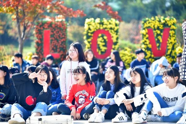 지난해 시민공원 국화전시