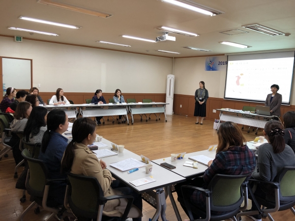 대전 동구청의 경단녀 일자리 잡기 취업교육 모습