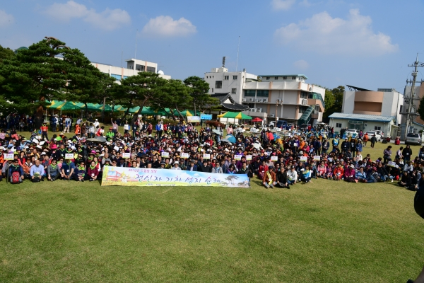 홍주성지 순례객 방문