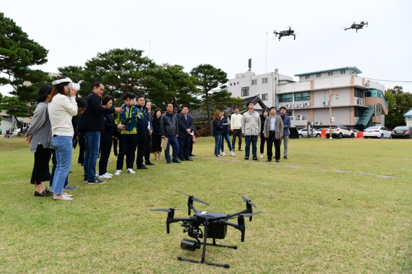 지난 23일 드론에 관심이 있거나 업무에 활용이 필요한 직원 70여 명을 대상으로 ‘드론 업무활용 및 운용방법 교육’ 진행