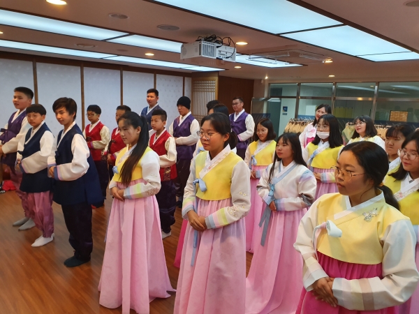 몽골 헙스걸 청소년대표단이 대전을 방문하여 한국문화와 청소년들의 놀이문화에 대한 다양한 체험