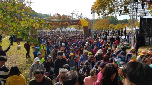‘대청호오백리길 걷기축제