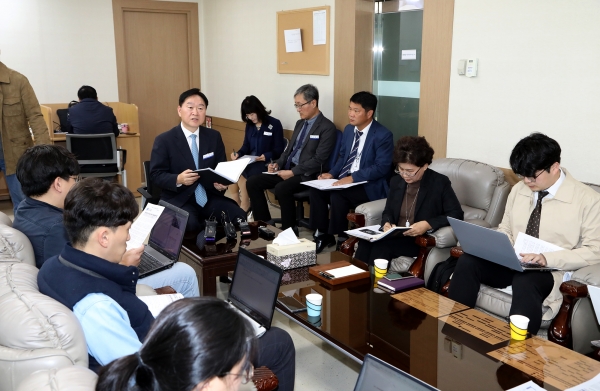 권기원 학생생활교육과장 기자 브리핑모습