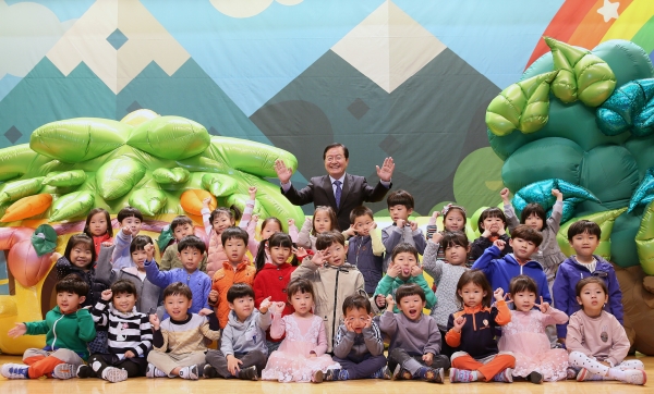 눈높이 흡연·음주 예방 뮤지컬 공연 진행 모습