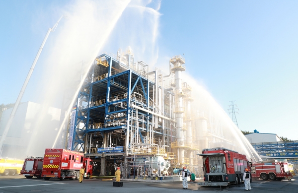 30일 코오롱인더스트리(주)에서 실시된 안전한국훈련 모습