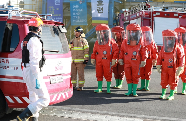 30일 코오롱인더스트리(주)에서 실시된 안전한국훈련 모습