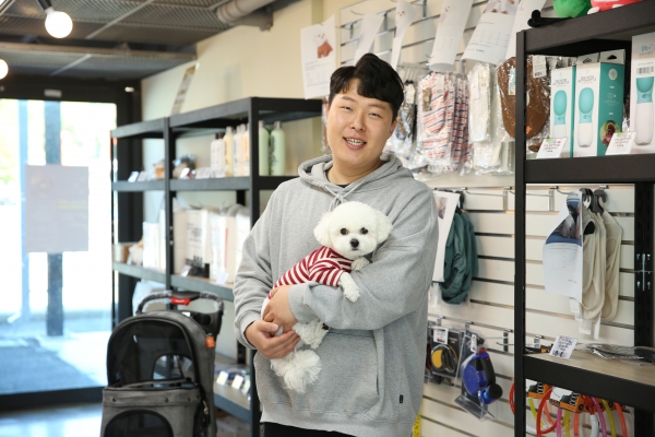 창업존 댕댕이네 매장전경