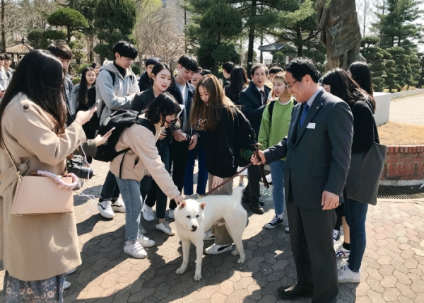 학생들에게 인기 많은 한남이