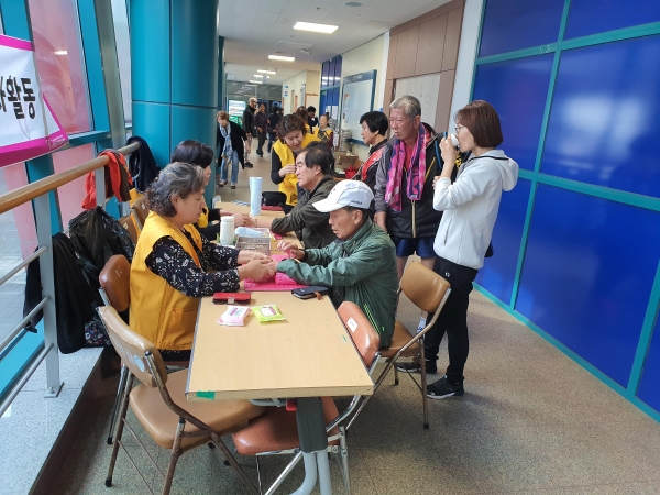 청양군자원봉사센터 ‘귀족사랑’ 전국탁구대회 봉사활동 전개.