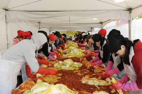 ‘사랑가득 이웃행복 김장나눔’ 행사 모습