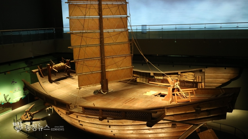 실물 크기로 재현한 마도 1호선