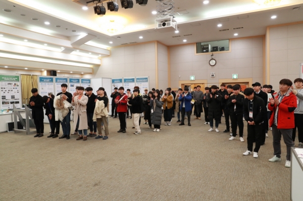 지난 18일 한밭대학교 컨벤션홀에서 열린 ‘2019 한밭대학교 X-Corps 경진대회’ 모습
