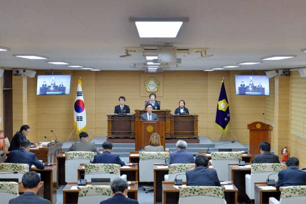 박정현 부여군수 군정연설 장면
