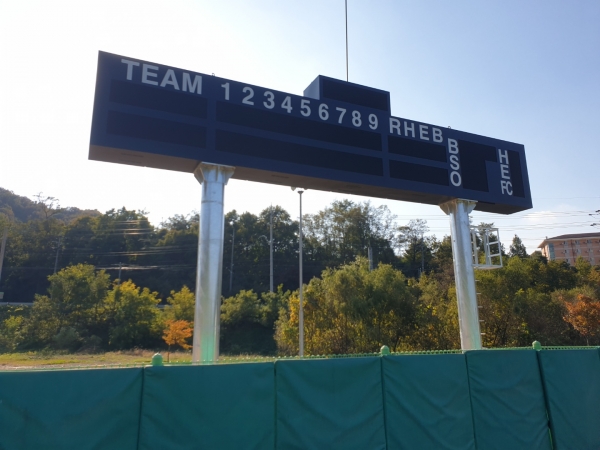 천안생활체육 야구장 모습