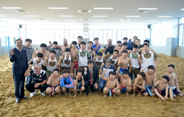 스페인 전통씨름 루차카나리아 대표단 태안 방문