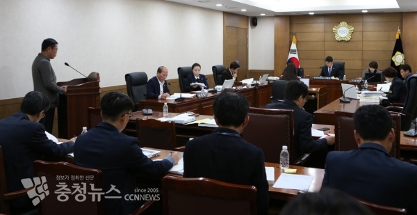 경제산업위원회(위원장 이종담의원)