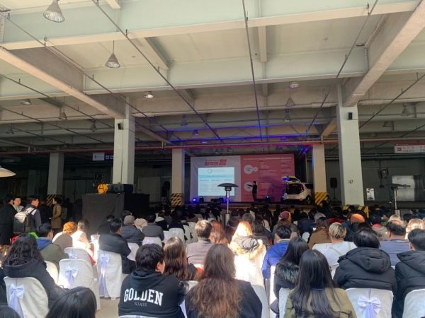 성거읍 소재 중부농축산물류센터에서 28일부터 29일까지 이틀간 중부농지역문화정책 공유축제 ‘지역의 힘’이 진행