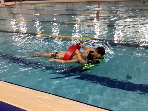 익수자 구조 훈련 모습