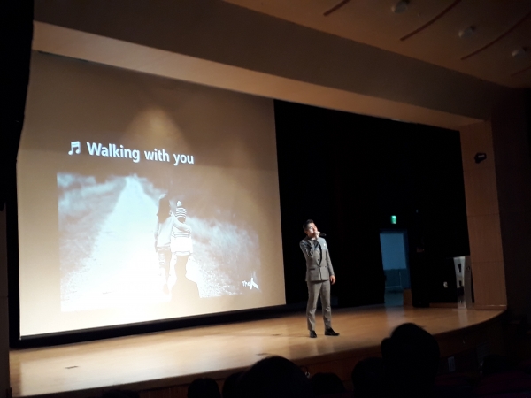 ‘2019년 천안시 공직자를 위한 친절&힐링 교육, 팝페라 친절콘서트’를 개최