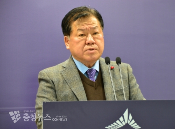 기자회견 하는 기호 2번 세종특별자치시체육회장 후보자 / 충청뉴스 최형순 기자