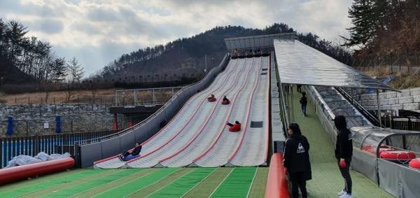 사계절썰매장 관련 사진