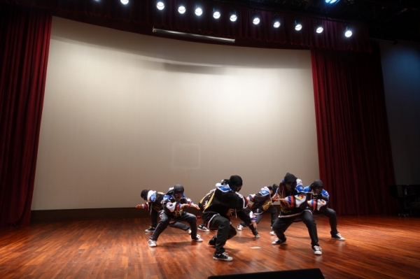 지난해 성웅이순신 힙합콘테스트