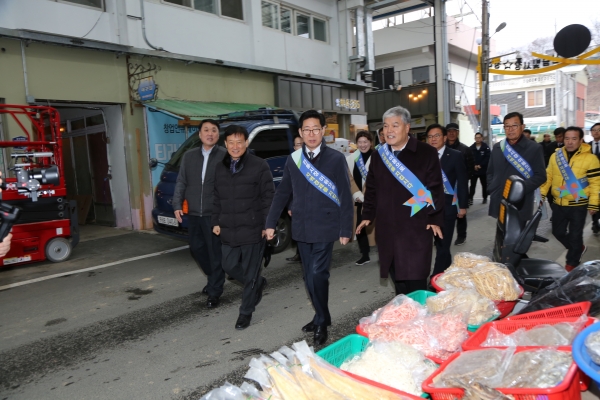 양승조 도지사 ,금산 민생 현장 방문 모습
