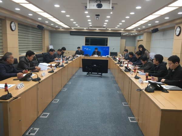 2021년산 공공비축미곡 매입품종 선정심의위원회 장면.