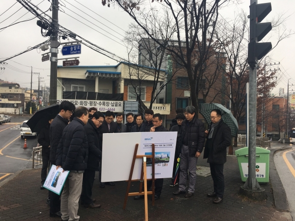 트램 건설 TF팀 트램노선 현장 답사 모습