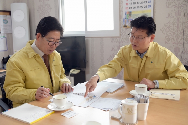 공주시 코로나19 관련 아산시 위문 방문 사진