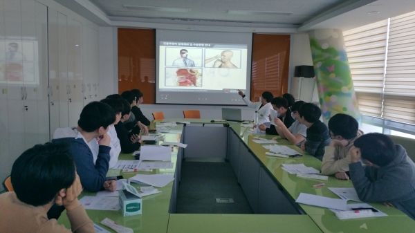 공중보건의 교육 실시 모습