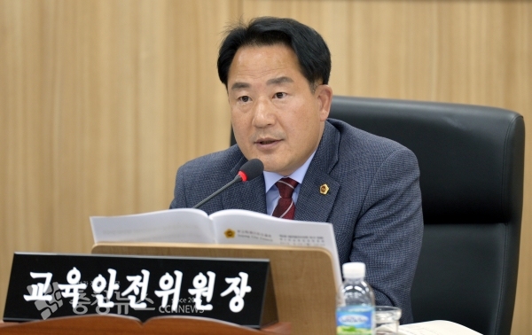 대학캠퍼스 유치 토론회 좌장을 맡은 상병헌 교육안전위원장