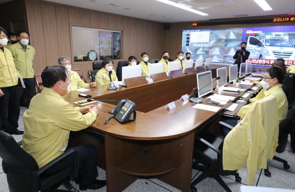 21일 오전 긴급 방역대책회의 소집해 전 부서에 정부 매뉴얼에 따른 신속한 대처를 지시