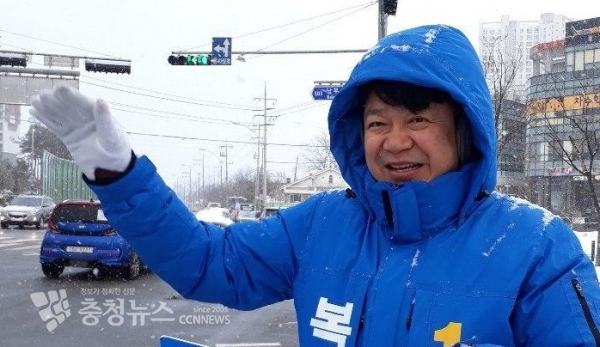 아침인사하는 민주당 복기왕 아산갑 예비후보