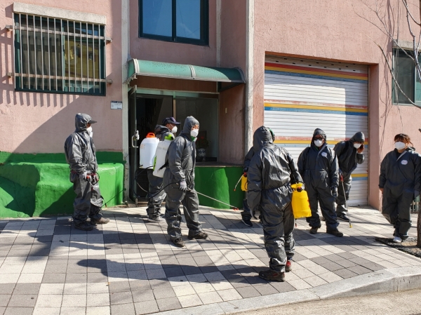 공주시 원룸 일대 방역 사진